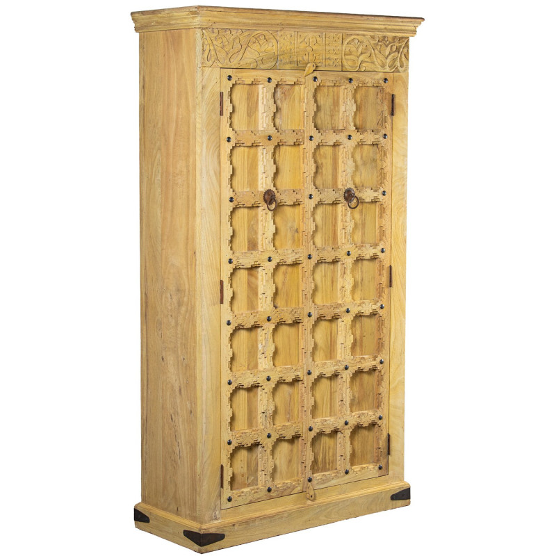 Armoire en bois de manguier sculptée...