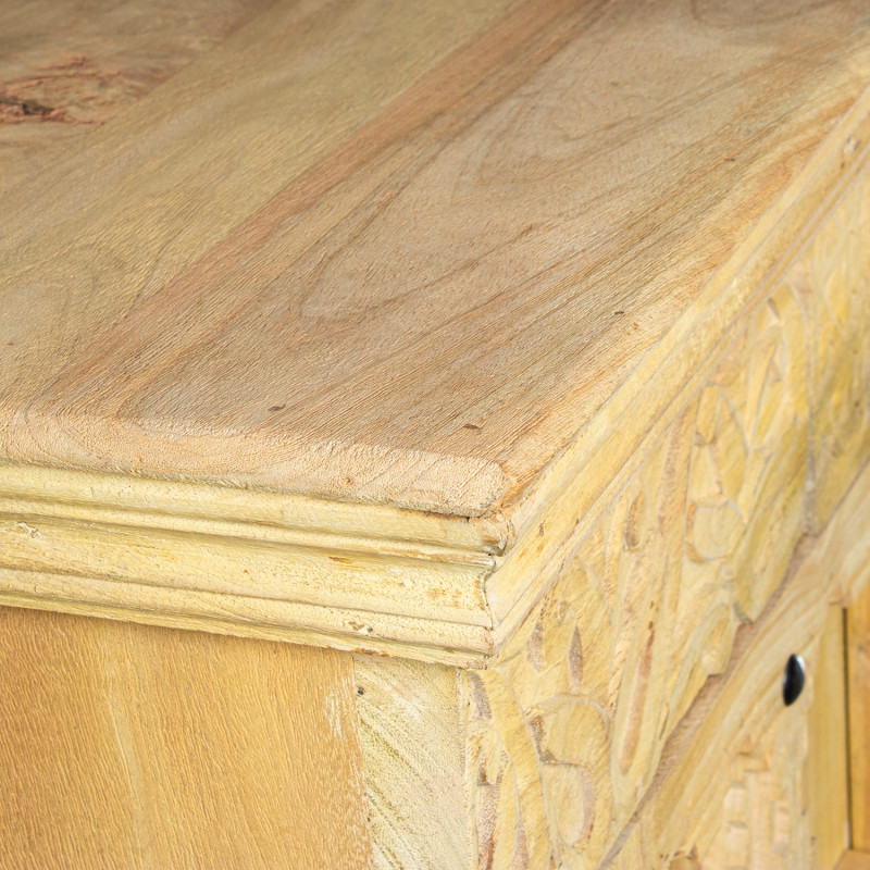 Armoire en bois de manguier sculptée...