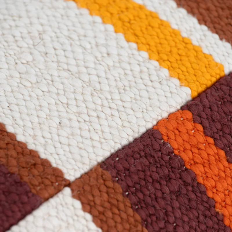 Coussin rectangulaire rayé terracotta...