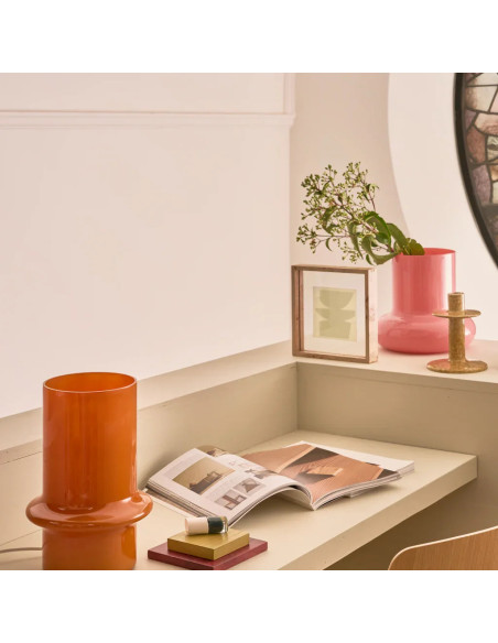 Lampe à poser orange en verre recyclé Shai