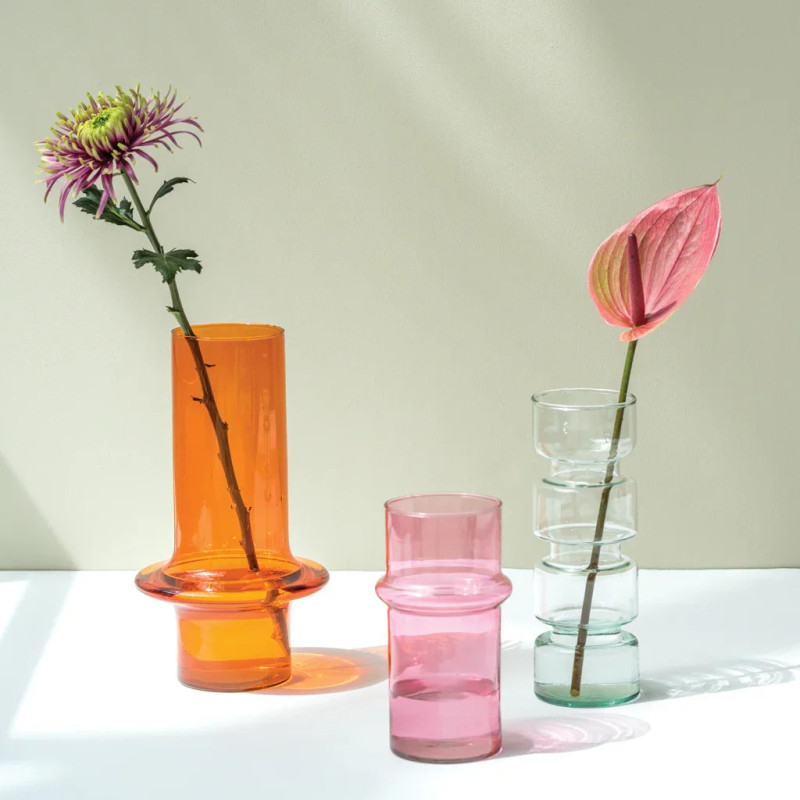 Vase cylindrique orange en verre...