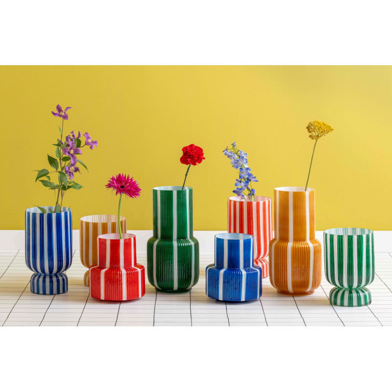 Vase en verre rayé jaune mangue...