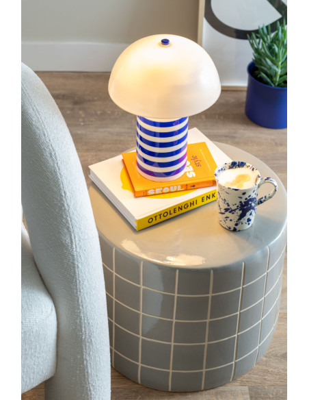 Table d’appoint en céramique grise Retro Tiles