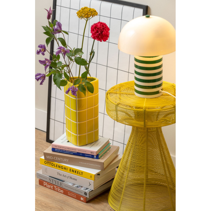 Table d’appoint filaire métal jaune...