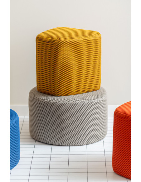 Pouf triangulaire jaune polyester 36 cm Mesh