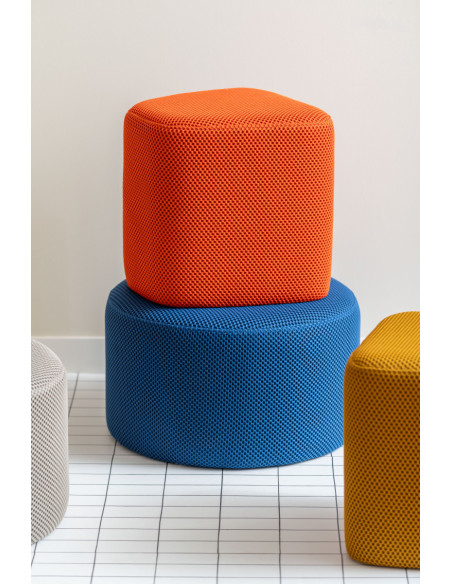 Pouf de salon triangulaire orange polyester 36 cm Mesh