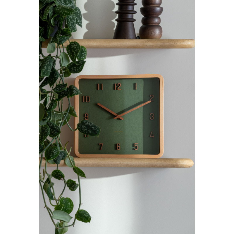 Horloge murale carrée verte en bois...