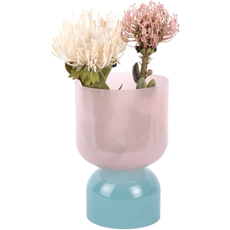 Petit vase en verre rose poudré et...