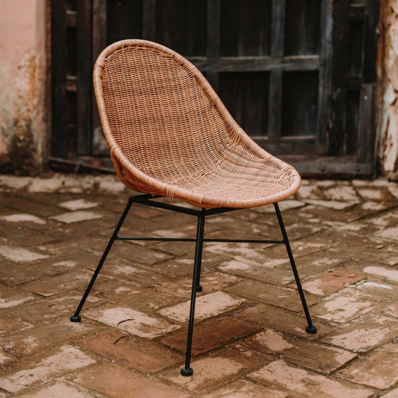 Chaise en rotin synthétique teinte...