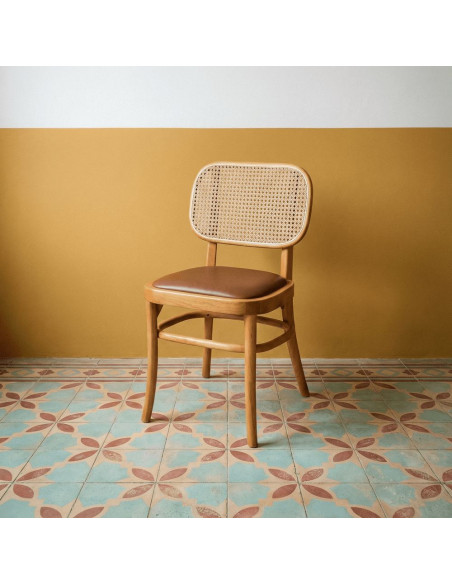 Chaise cannage bois d’orme assise marron 46x50x82 cm Visby