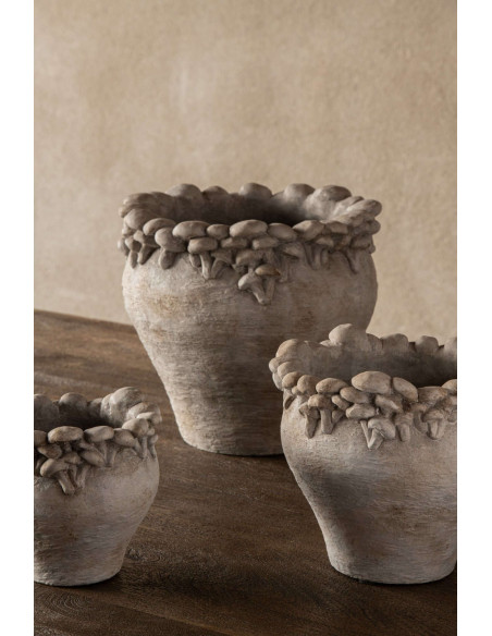 Cache-pot champignons en relief ciment beige 16 cm Calcata