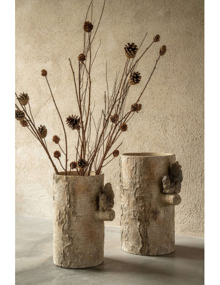 Vase écureuil ciment effet bois 40 cm Saignelégier