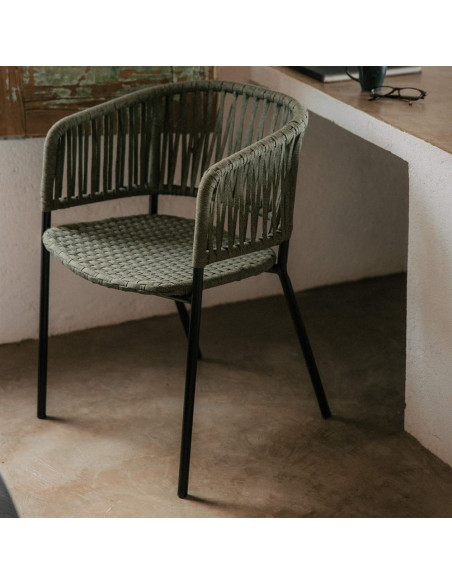 Chaise corde tressée vert sauge métal noir Oualidia