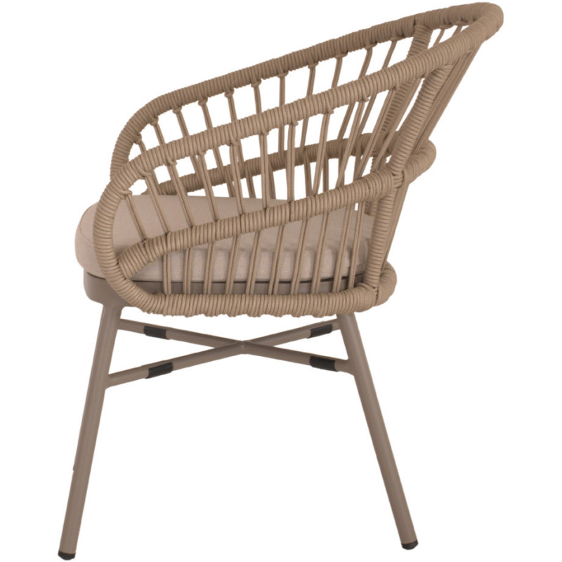 Chaise en corde synthétique marron...