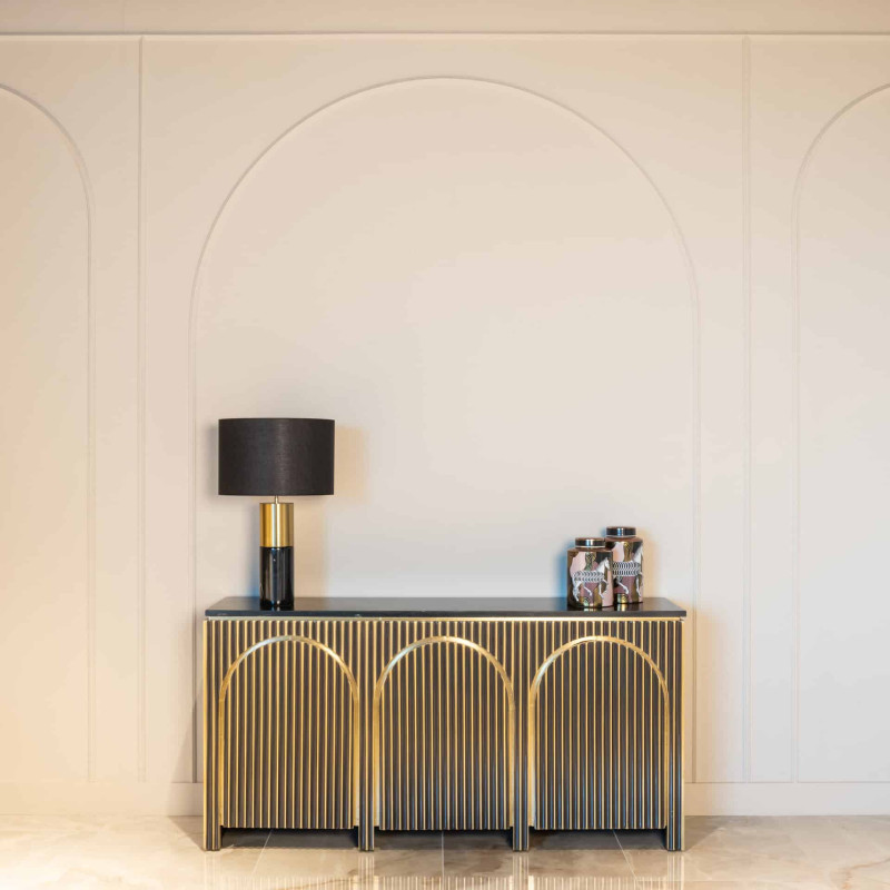 Buffet design 3 portes marbre noir doré 160 cm Les Arcs Richmond Interiors - 2