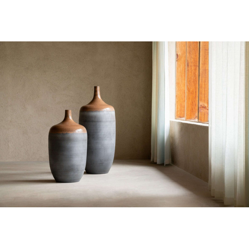 Vase de sol bouteille en céramique caramel gris bleu 34x34x80 cm Mirleft J-Line - 3