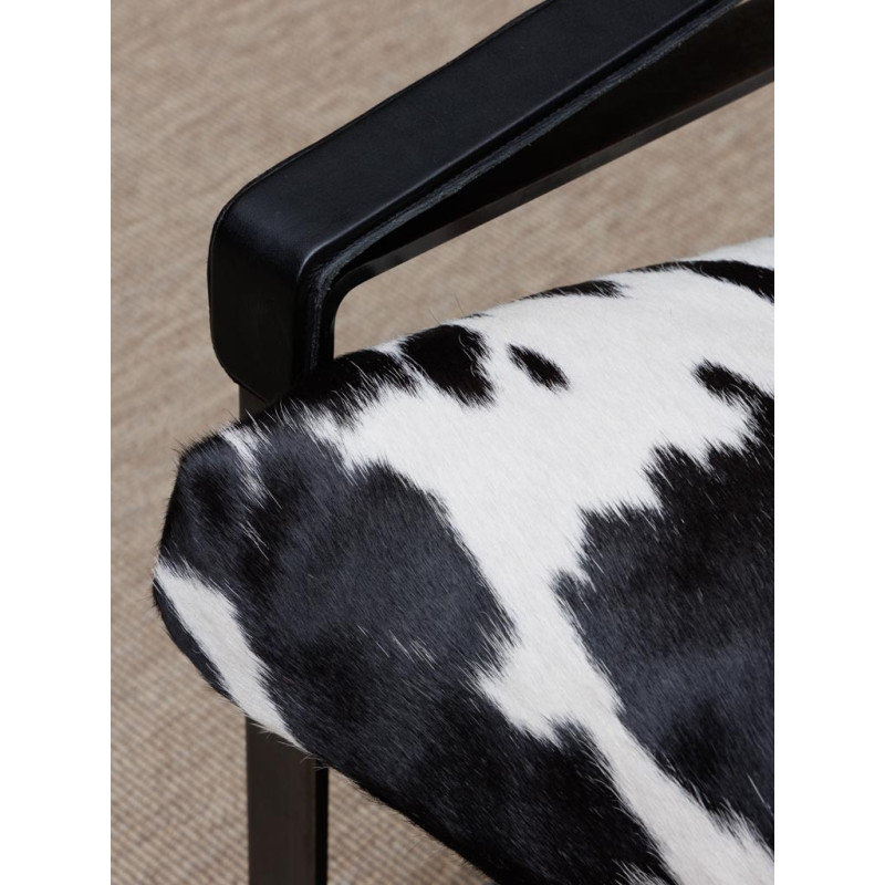 Fauteuil lounge peau de vache noir blanc Montaine  - 6
