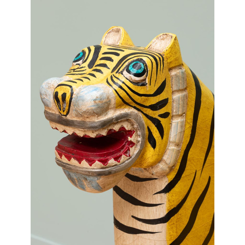 Fauteuil droit tigre sculpté en manguier 87 cm Tiger  - 7