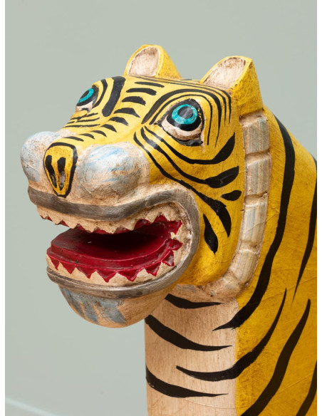 Fauteuil droit tigre sculpté en manguier 87 cm Tiger  - 7