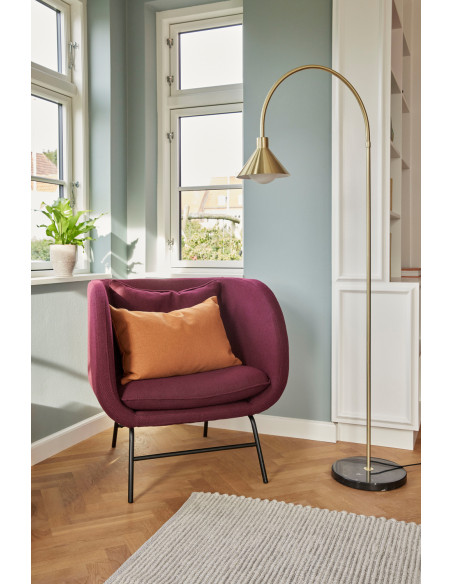 Lampadaire arc métal couleur laiton et marbre noir 60x168 cm Pipe Hübsch - 2