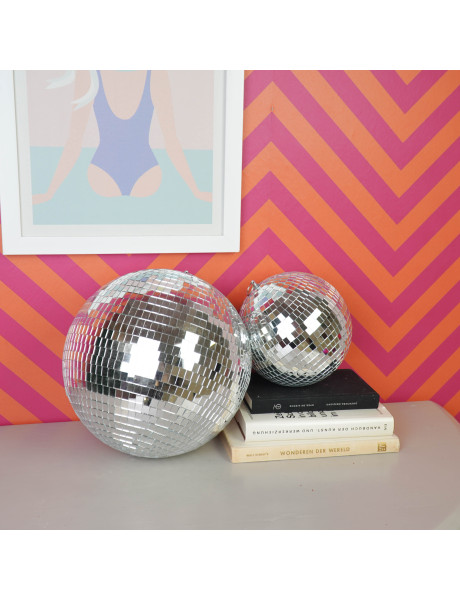 Boule à facettes de Noël argentée 30 cm Discoball Housevitamin - 2