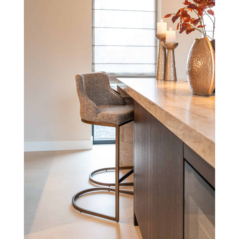 Lot de 2 tabourets de bar tissu marron 103 cm Bolton Richmond Interiors - 2