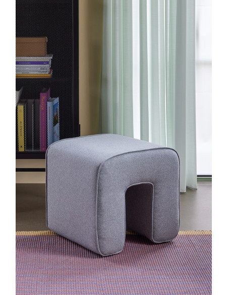 Pouf gris en tissu forme arche 45x45x47 cm Sculpture Hübsch - 2