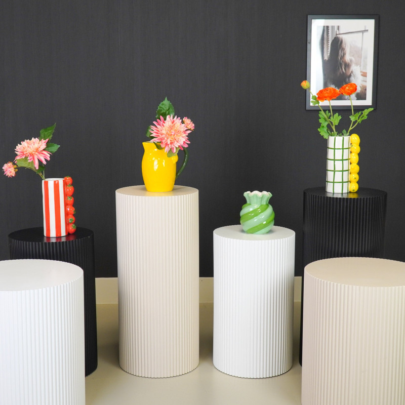 Table d’appoint ronde cannelée beige sable Ø30x54 cm Pillar Housevitamin - 4