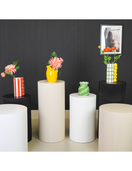Table d’appoint ronde cannelée beige sable Ø30x54 cm Pillar Housevitamin - 4