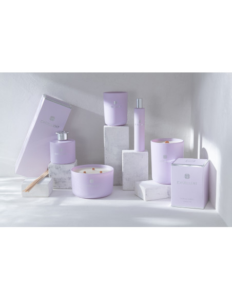 Bougie parfumée XL Boisée 50 heures Excellent Parfum Siberia Fir avec photophore en Verre Mauve - 4